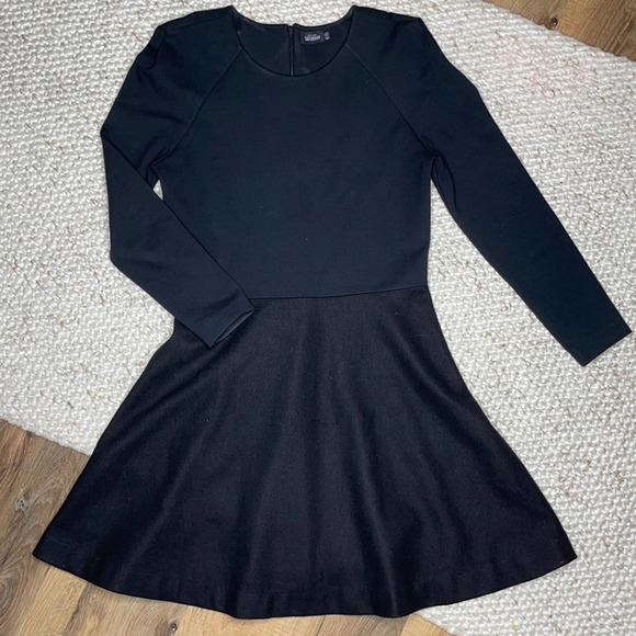 Kate Spade Saturday Fit & Flare LBD Dress - Picture 1 of 7